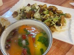 -蘑菇拌面•正宗新疆菜