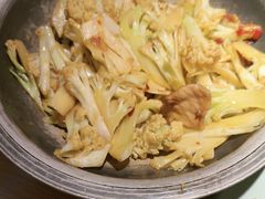 香锅花菜-蜜桃餐厅·伴山(绿宝广场店)