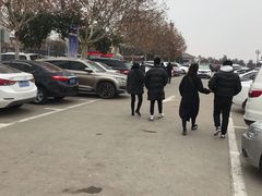 -秦始皇兵马俑博物馆-停车场
