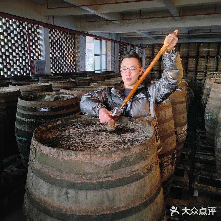 腊八节探秘大芹🥃酒厂，🌅黄昏的大芹太美了