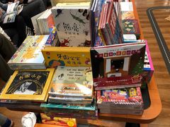 -西西弗书店&矢量咖啡(凯德晶萃广场店)