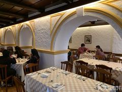 大堂-船屋葡国餐厅