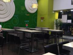 大堂-佰搭果·广式茶餐厅(西华路店)