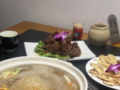 -阿鹏故事野生菌火锅(双廊古镇店)