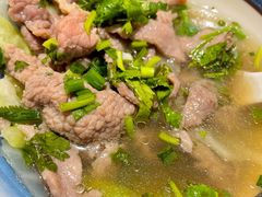 -冯烫烫跷脚牛肉·川菜小馆(武胜西街店)
