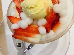 草莓提拉米苏芝士雪-满记甜品(湖滨店)