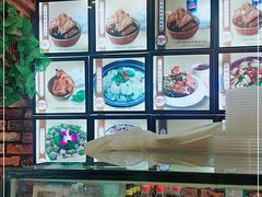-万和春排骨砂锅米饭(湖北路店)