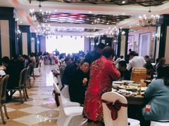 -穿越时尚餐厅(英武中路店)