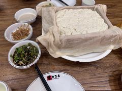 -木柴豆腐·活海鲜·鲁菜(岚山路店)