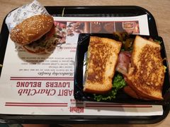 -The Habit Burger Grill 哈比特汉堡(复兴soho店)