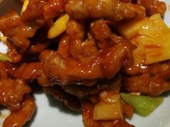 菠萝咕咾肉-吕氏疙瘩汤·新鲁菜(新贵和店)