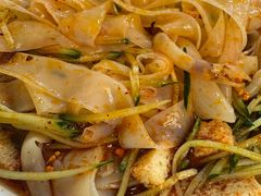 -汗腾格里·风味餐厅(新疆驻京办店)