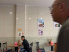 -继红顺河抄手名小吃