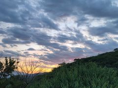 -鬼笑石后山停车场
