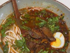 -百春原湖南牛肉粉(百联世纪店)