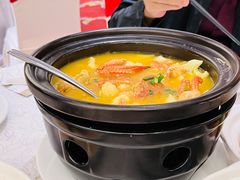 -荣誉海鲜酒楼(海湾店)