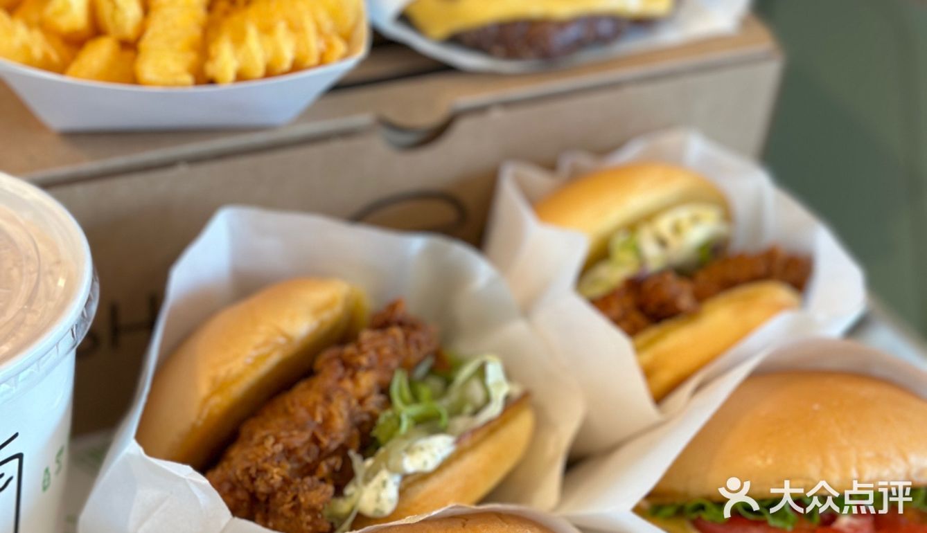 汉堡界的“爱马仕”Shake Shack终于来天津啦❗️  