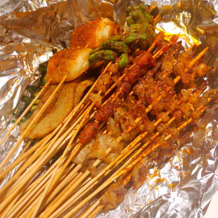 打分    /人 吃过的合肥最好吃的烧烤,不踩雷,不贵,外卖送的东西也很