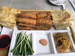 -闻道食府烙饼卷带鱼(原车耳营店原大觉寺店)