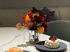 -潮一不贰·西式简餐·法式甜品(外滩店)