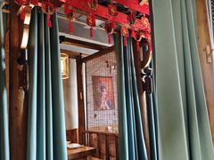 -头上红煨盐鸡·非遗院子餐厅