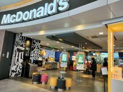 门面-麦当劳(城西银泰店)