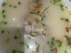 -犟一碗双椒鸡面(得意世界店)