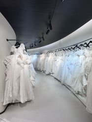 -城市花园婚纱摄影