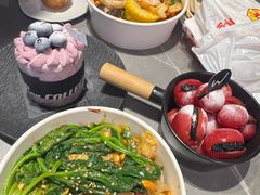 -W COLLECTIVE  DESSERT SHOP