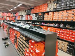 -法雅体育工厂店(皂君庙路店)