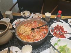 -鱼鲜饭香·招牌汽锅剁椒鱼头王