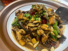 -黄泥岗·地道湖北菜(奥特莱斯店)