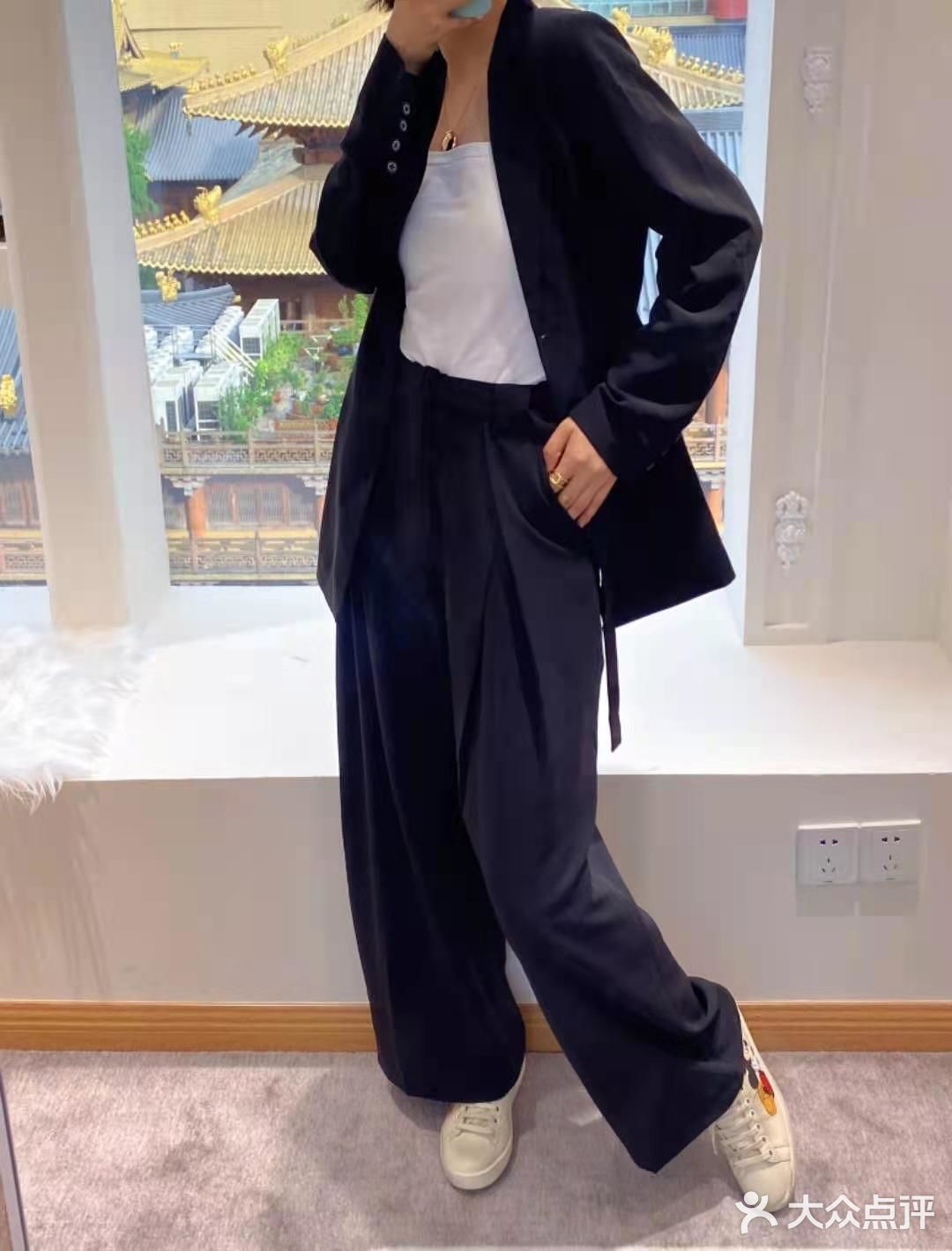 自救，一直让这家帮我搭配，衣品up  up  up