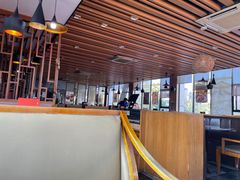 大堂-维园港式茶餐厅(龙岗盛平店)