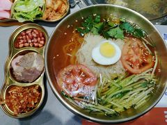 -金会长自助海鲜·烤肉(人民广场店)