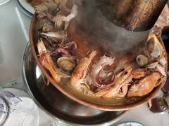 -一口猪海鲜浑锅·东北家常菜