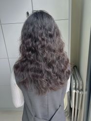 -十六番发型师事务所