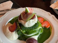 -luutosa  cafe & tea 鹿兔山
