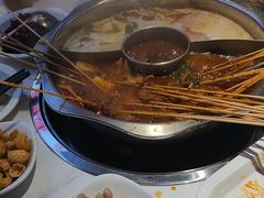 -佰人王串串香火锅(洋珠巷店)