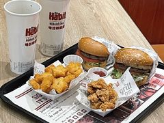 -The Habit Burger Grill 哈比特汉堡(复兴soho店)