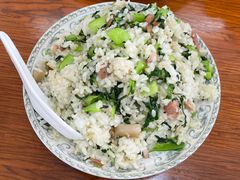 菜炒饭-胡子饮食店