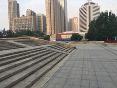 -唐山抗震纪念碑广场
