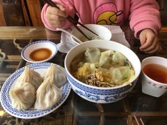 -笑来喜馄饨小笼工坊店(湖滨街店)