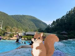 -十万大山布透温泉
