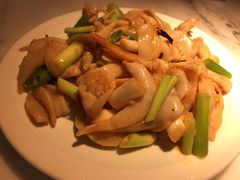拌鸟贝-日丰园海肠水饺·老字号大连海鲜(和平广场店)