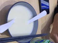 -李与白包子铺(桐梓林店)