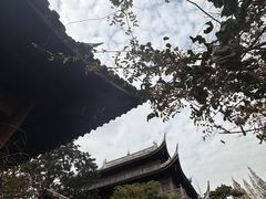 -龙华寺