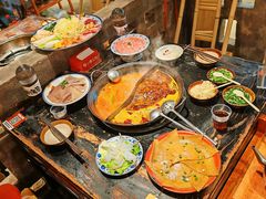 -周小明火锅(黑金冠社区店)