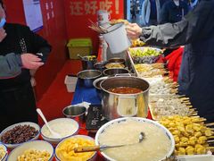 -八一路好吃街(雨田商务大厦店)