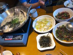 -格塘人家·山泉水煮鱼(望兴家园店)